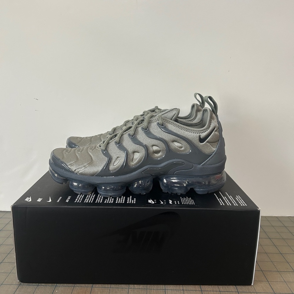 Nike Air Vapormax Plus ‘Dark Stucco’